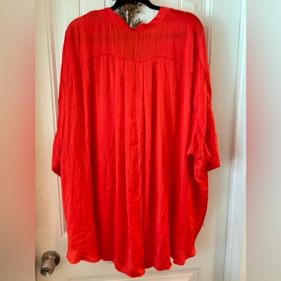 “Cajun Shrimp” Button-Up Women's Top - Picture 2 of 6